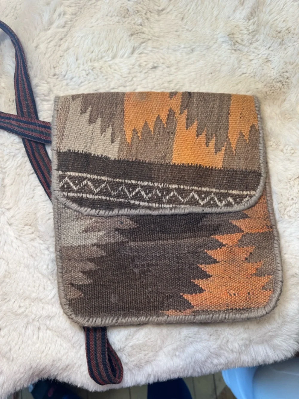 Vintage bohemian southwestern wool crossbody woven bag festival hippy Aztec boho